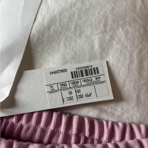 MCQ pink sweat pants.
Size XL - Picture 6 of 7